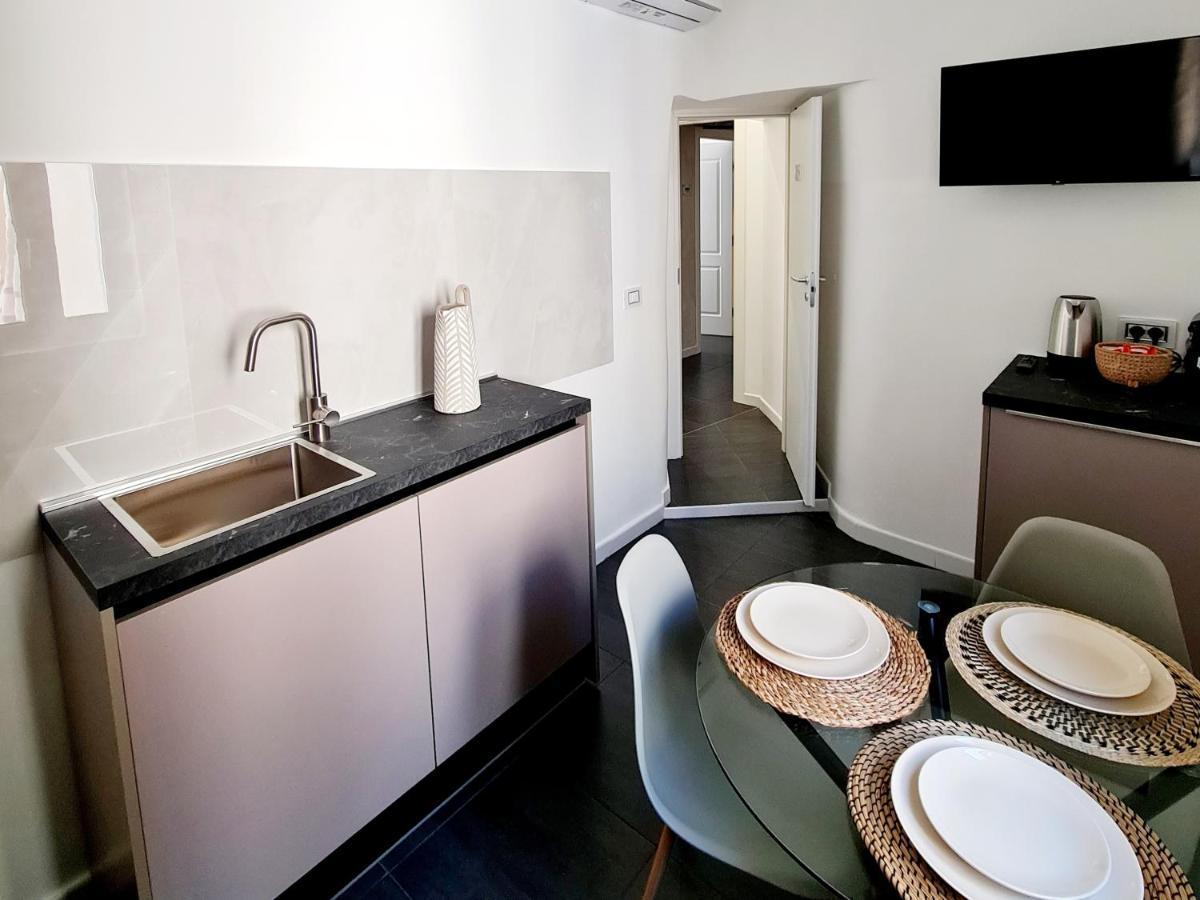 Lena Suite Bari Vecchia Exterior foto
